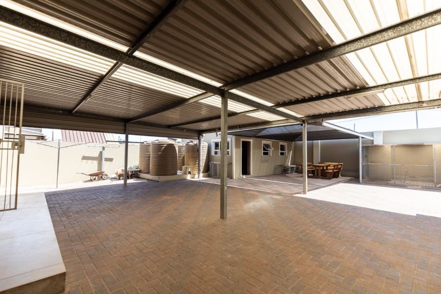 4 Bedroom Property for Sale in Bluewater Bay Eastern Cape